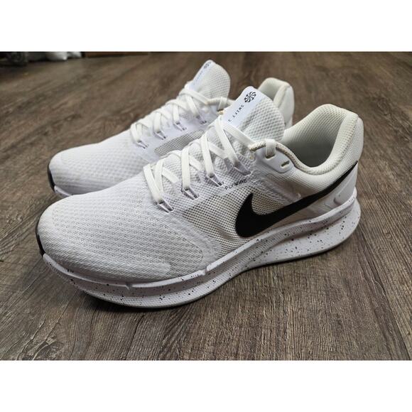 Nike Womens Run Swift 3 White/black Running Sneakers Shoes IB4370-100 Size 7.5 - Picture 1 of 10